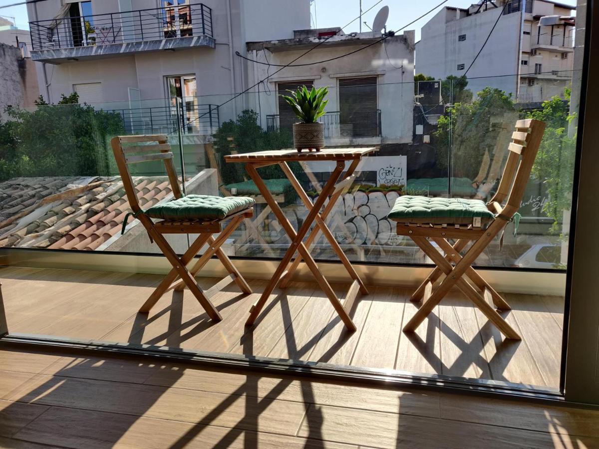 Sunny New Lovely Apartment 60 Meters From The Metro Атина Екстериор снимка